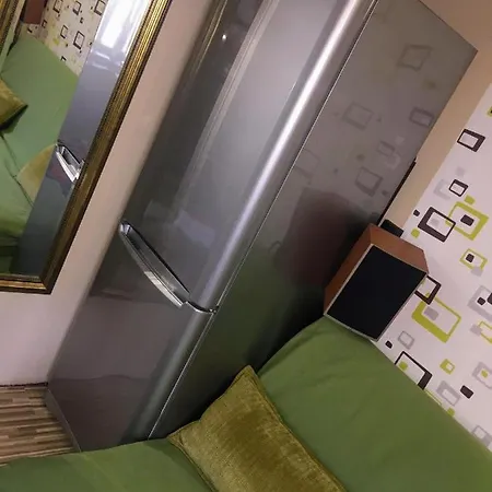 Voeroesmarty Ter شقة *